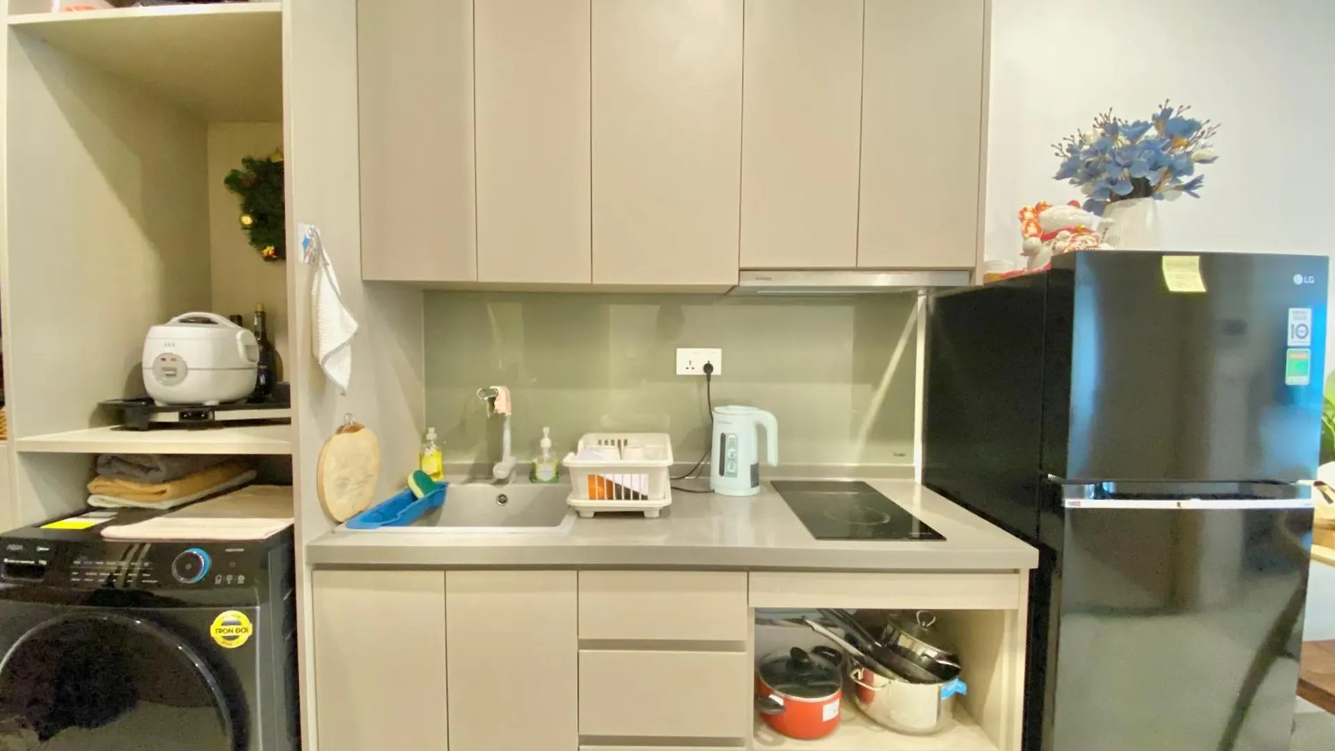 Can Ho 1 Phong Ngu Vung Tau- An An Apartment contacts